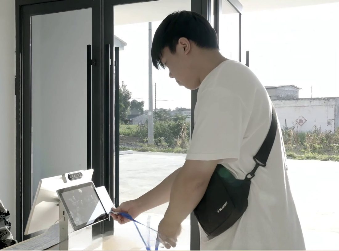 无纸化登记终端